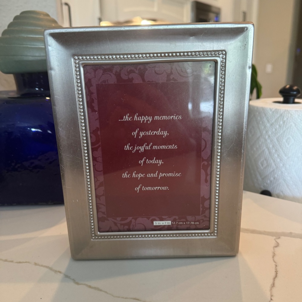 CARLTEN CARDS JEWELRY BOX WITH PHOTO FRAME ON FRONT  JEWELRY BOX 9"X7" PHOTO FIT
